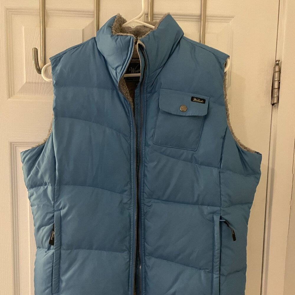 Woolrich nylon puffy vest with soft sherpa lining size Large, can be maternity